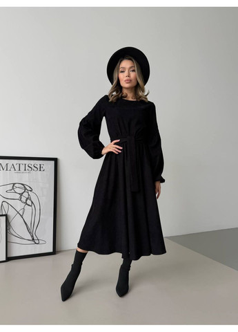 Черное коктейльное стильное платье из вельвета меди замер в описании DK/DL Мода без кордонів однотонное