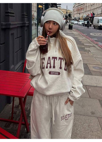 Женский спортивный костюм. Avanti (362700214)