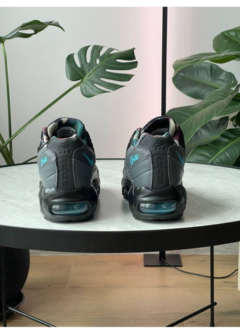 Темно-серые всесезонные кроссовки мужские nike air max 95 sp corteiz aegean storm gray black | найк аир макс 95 сп серые черные No Brand