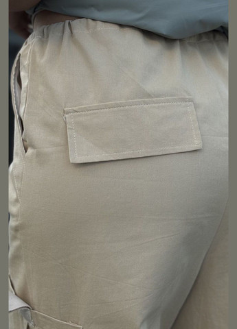 Штани карго жіночі бежевого кольору Let's Shop (292755035)