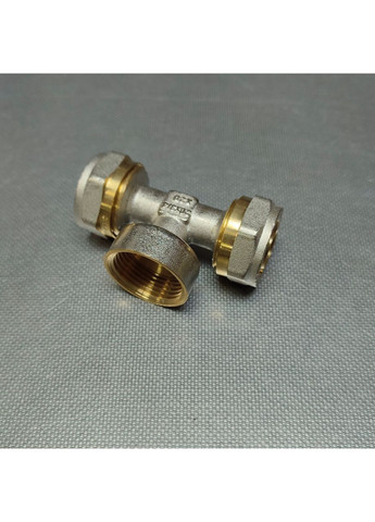 Тройник 20х3/4 внутр. х20 No Brand (362492182)