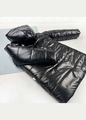 Черная зимняя пальто на синтепоне зимний 416013 Marakas