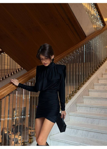 Чорна приталена строга сукня Nositi