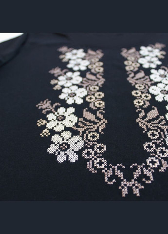 Женская футболка с вышивкой Цветы коричневые Ladan — 303727282