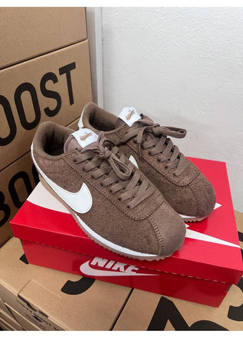 Цветные демисезонные кроссовки мужские nike cortez vintage suede brown найк кортез No Brand