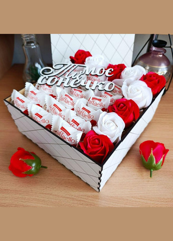 Набор с конфетами и розами на день влюбленных 8 марта день рождения (ar201) No Brand (322332575)