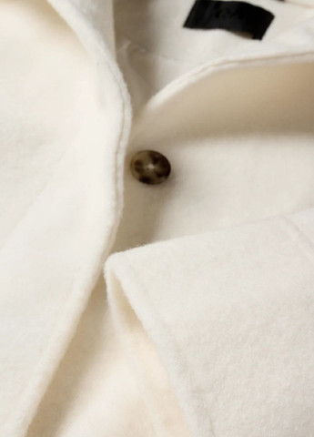 Кремовая демисезонная куртка C&A