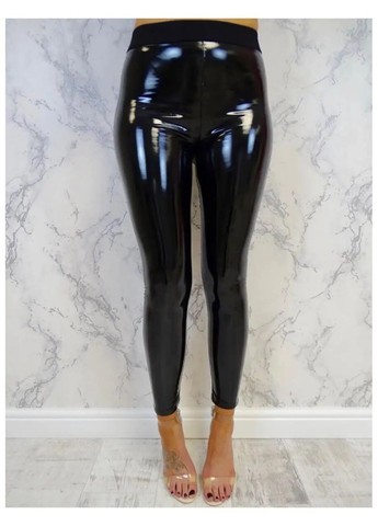 Черные легинсы лаковые UA