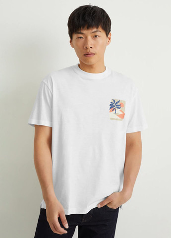 Біла футболка з принтом C&A
