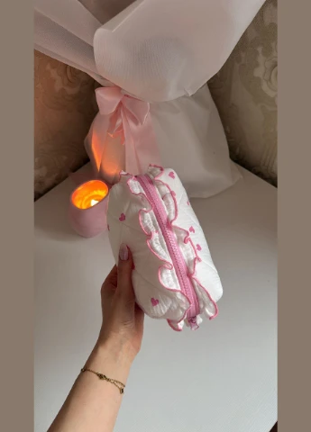 Косметичка муслиновая Розовые сердца с рюшами Maybel (322932258)