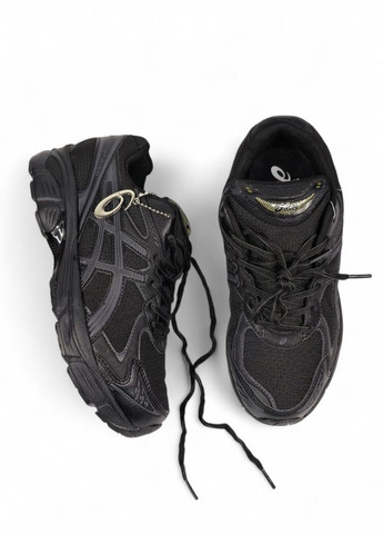 Чорні всесезон кросівки Vakko