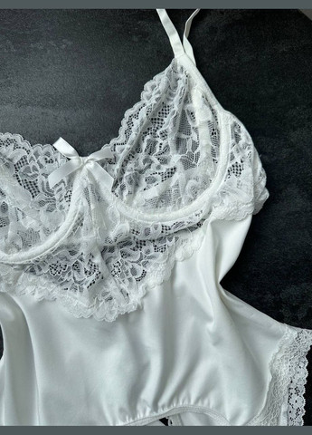 Білий комплект еротичної білизни Domino