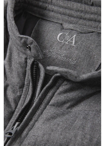 Серая демисезонная куртка C&A