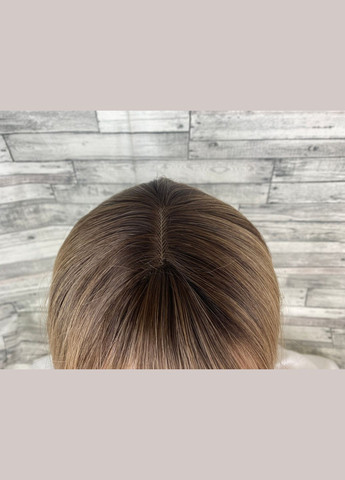 Перука жіночий каре руса з темним корінням с чубчиком і проділом No Brand 4120 (298807296)