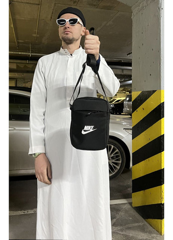 Вместительная мужская барсетка Nike – удобство и стиль No Brand (365592499)