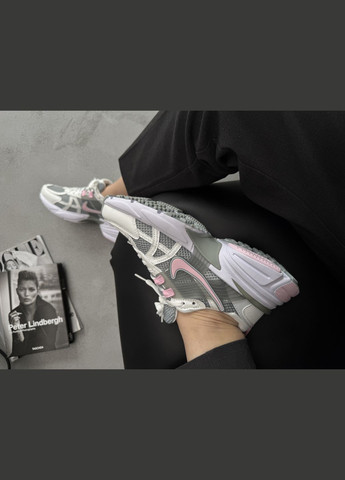 Кроссовки женские Nike V2K Runtekk white pink grey | Найк В2К Рантекк белые розовые серые No Brand белые демисезоны (316663578)