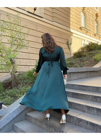 Темно-зелена сукня на запах, колір темно-зелений Fashion