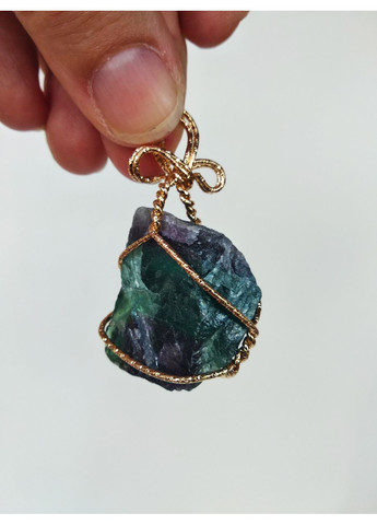 Кулон с камнем флюорит на шнурке Aga (370792109)