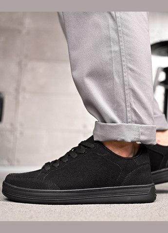 Чорні Осінні чоловічі кросівки замшеві чорні з чорною підошвою Freedom