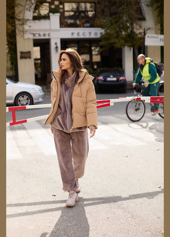 Кавова демісезонна куртка пуховик Seventeen