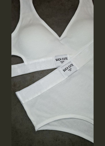 Белый демисезонный женский базовый комплект нижнего белья из рубчика со съемными чашками – топик и трусики, универсальный размер No Brand