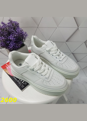 Кросівки на високій платформі білі No Brand білі (322650820)