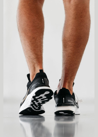 Черные демисезонные кроссовки мужские nike react infinity run black white | найк инфинити ран черные белые No Brand