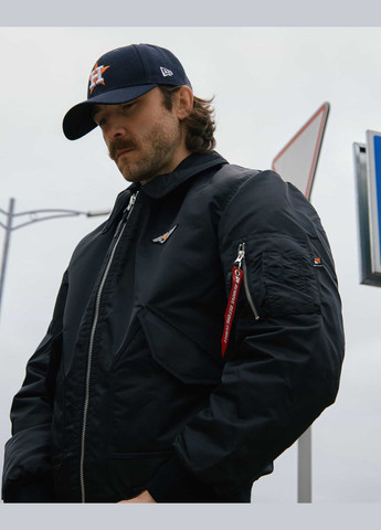 Чорна демісезонна бомбер cwu Olymp 21-BM-003/Н-NAV