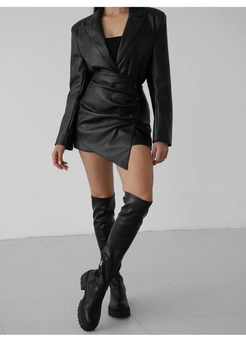 Черное повседневный, вечернее, кэжуал женское платье из экокожи с баской, платье-жакет FINO Mode однотонное