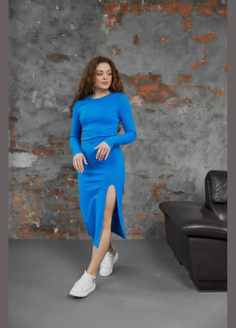 Светло-синее повседневный, кэжуал базовое платье по фигуре с привлекательным разрезом платье-водолазка Vakko однотонное