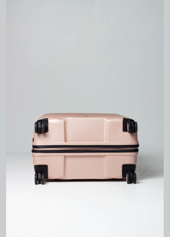 Чемодан средний M полипропилен пудра 66х45х27см/72л/3кг/ 35203 Snowball (324801795)