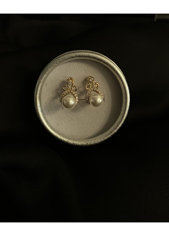 Серьги Жемчужина с камешками английский замок золотого цвета 34000 Fashion (350623347)