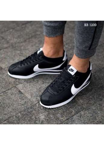 Черные демисезонные кроссовки мужские nike cortez black and white найк кортез No Brand