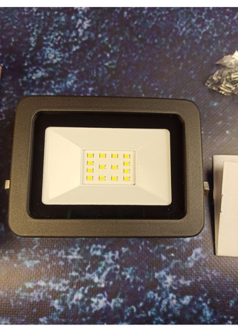 Светодиодный прожектор WOWLEO 10w IP65 6500K No Brand (363320400)