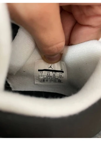 КРОССОВКИ ЖЕНСКИЕ NIKE AIR JORDAN 4 BLACK GREY НАЙК АИР ДЖОРДАН ЧЕРНЫЕ No Brand чёрные демисезоны (392015102)