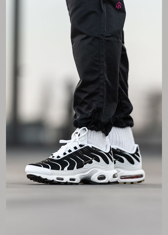 Кроссовки женские и мужские Nike Air Max TN Plus black white | Найк Аир Макс ТН Плюс черно-белые No Brand чёрно-белые демисезоны (315482997)