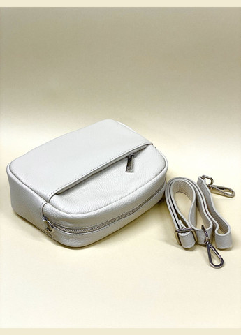 Сумка Італія натуральна шкіра, кросбоді з довгим ремінцем, мінімалізм Virginia Conti Кросбоді (341251968)