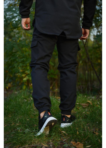 Мужской утепленный костюм из Softshell - защита от ветра и влаги, комфорт в холодную и морозную погоду черный Intruder soft shell (349238468)