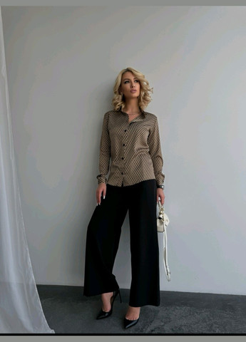 Елегантна шовкова сорочка з принтом соти Canvas пряма (308791483)