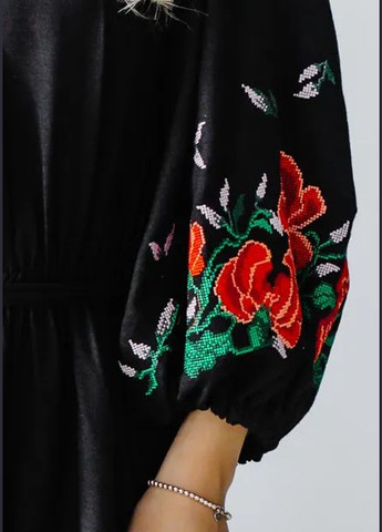 Чорний зимній жіноча вишита сукня чарівність чорна Galychanka 7138