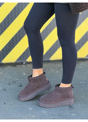 Жіночі уггі шоколад натуральна замша коричневі на хутрі теплі зимові на високій підошві замшеві No Brand (367954631)