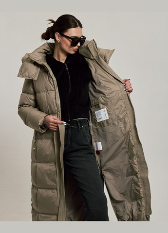 Оливкова зимня пальто жіноче оливкове Clasna