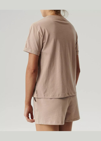 Темно-бежевая всесезон женская пижама футболка + шорты Atlantic