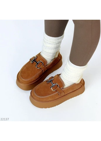 Тёплые низкие угги автоледи на утолщённой подошве цвет Camel No Brand (398323518)