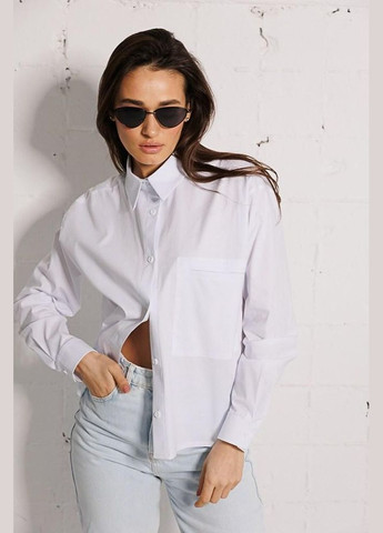 Біла сорочка жіноча базова оверсайз із ґудзиками біла mkar46699-1 onesize Modna KAZKA