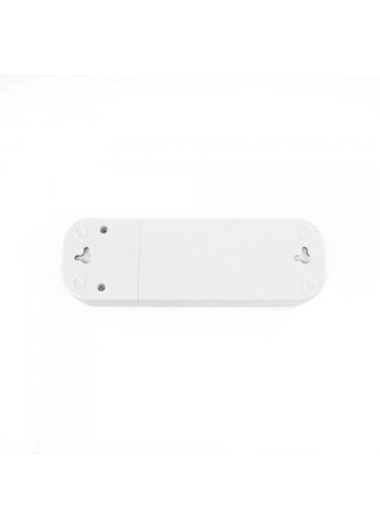 Колодка удлинителя с заземлением 3 гнезда с кнопкой белая STANDARD Titanum (366218139)