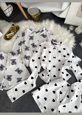 Біла всесезон жіноча піжама з шортами сорочка + шорти No Brand