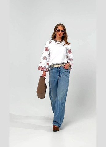 Комбинированная белая трикотажная блуза в современном украинском стиле - ua42 / eu36 Iren Klairie