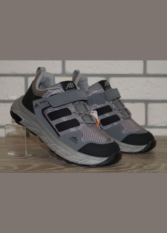 Сірі осінні кросівки дитячі демісезонні сірі Jong Golf