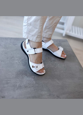 Белые боссоножки Vakko на липучке